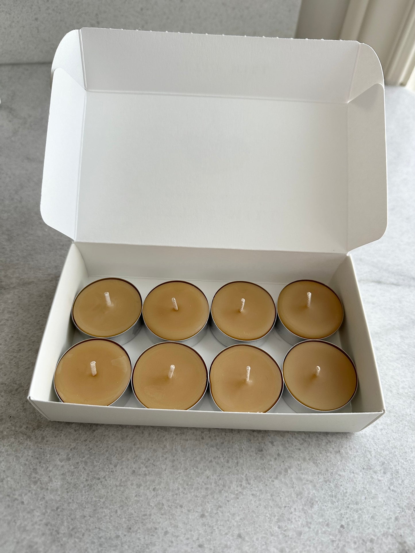 Tealights - 8 Pack